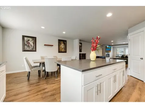 12643 SE Zion Street Damascus OR 97089