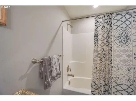 2919 SE 3rd Avenue Camas WA 98607