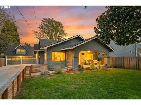 3004 SE 62nd Avenue Portland OR 97206