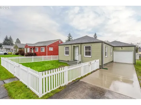 3103 Field Street Longview WA 98632