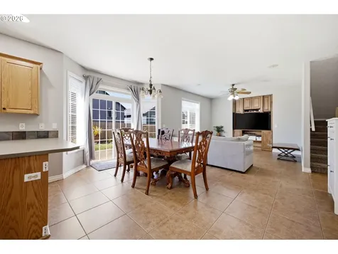1831 N 8th Way Ridgefield WA 98642