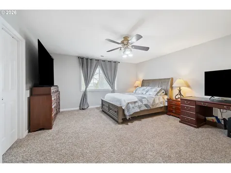 1831 N 8th Way Ridgefield WA 98642