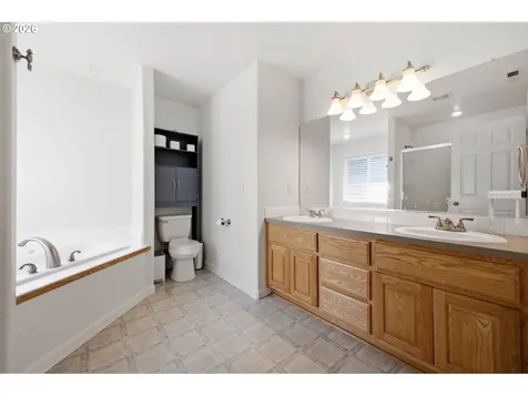 1831 N 8th Way Ridgefield WA 98642
