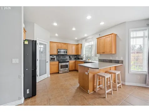 1831 N 8th Way Ridgefield WA 98642