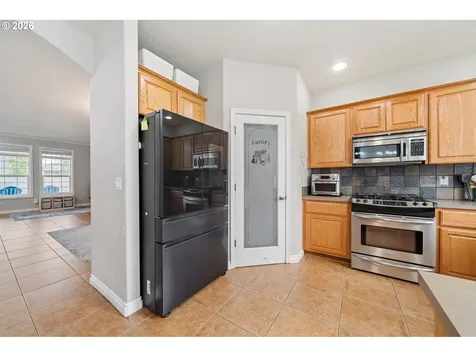 1831 N 8th Way Ridgefield WA 98642