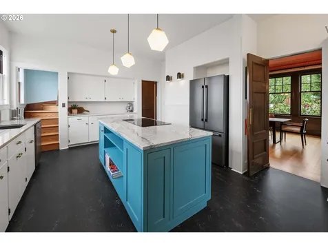 1684 Irving Avenue Astoria OR 97103