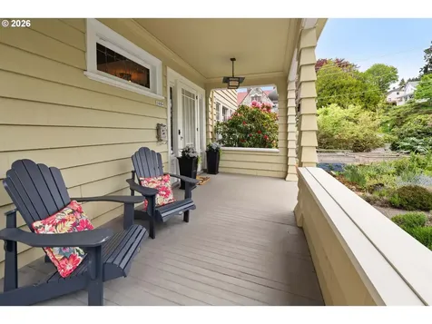 1684 Irving Avenue Astoria OR 97103