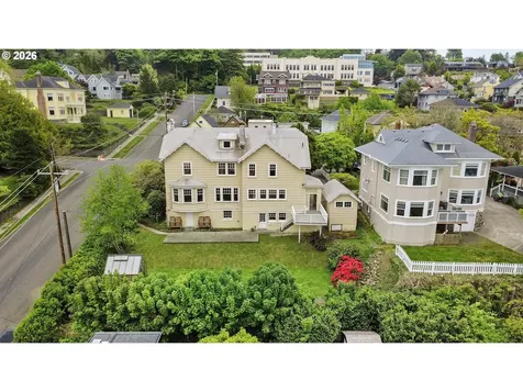 1684 Irving Avenue Astoria OR 97103