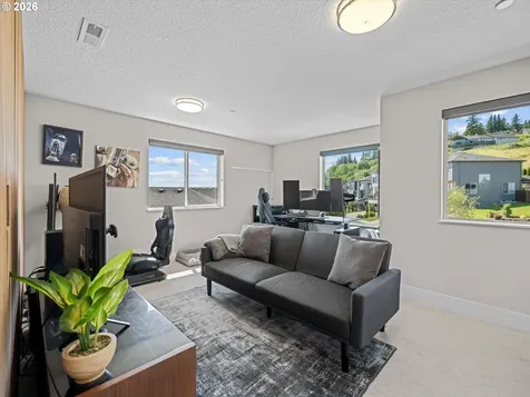 2400 N S Street Washougal WA 98671