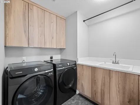 2400 N S Street Washougal WA 98671