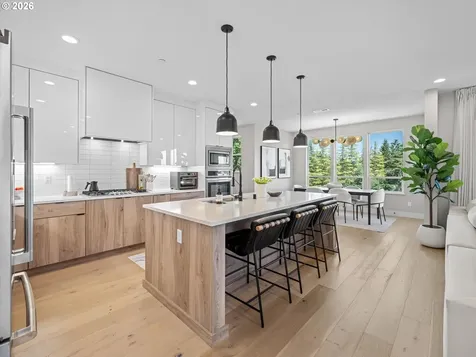 2400 N S Street Washougal WA 98671