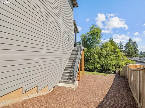 2400 N S Street Washougal WA 98671