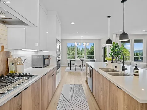 2400 N S Street Washougal WA 98671
