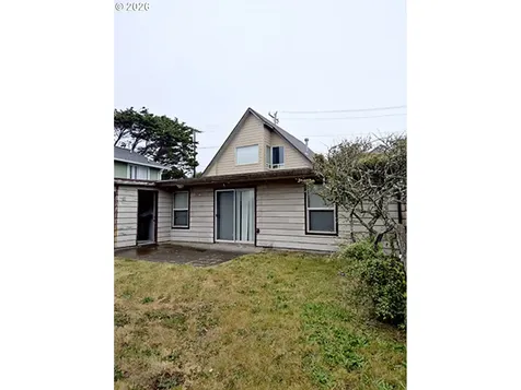 938 SW 11th Street Newport OR 97365