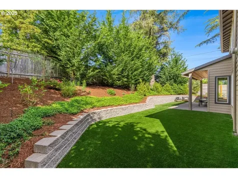 4726 SW 60th Place Portland OR 97221