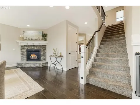 2025 De Vries Way West Linn OR 97068