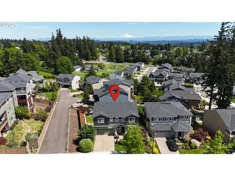 2025 De Vries Way West Linn OR 97068