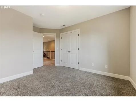 2025 De Vries Way West Linn OR 97068