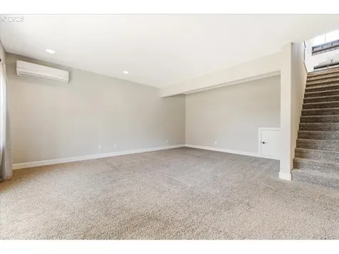 2025 De Vries Way West Linn OR 97068
