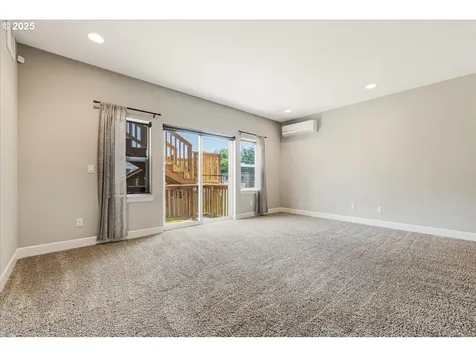 2025 De Vries Way West Linn OR 97068