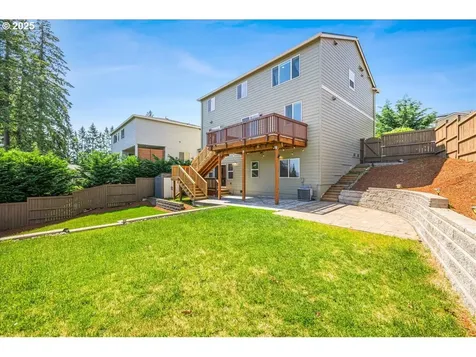 2025 De Vries Way West Linn OR 97068