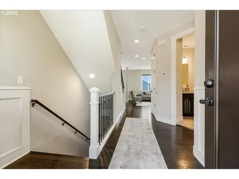 2025 De Vries Way West Linn OR 97068