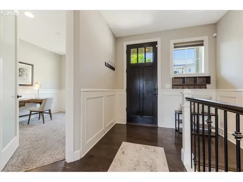 2025 De Vries Way West Linn OR 97068
