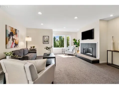 1442 SW 66th Avenue Portland OR 97225