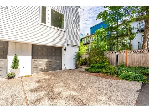 1442 SW 66th Avenue Portland OR 97225