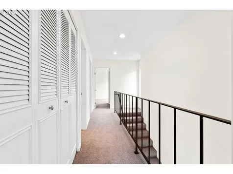 1442 SW 66th Avenue Portland OR 97225