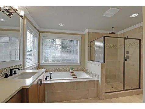 10191 NW Barnhart Lane Portland OR 97229