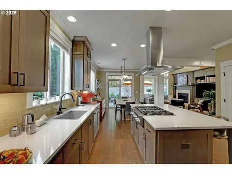 10191 NW Barnhart Lane Portland OR 97229