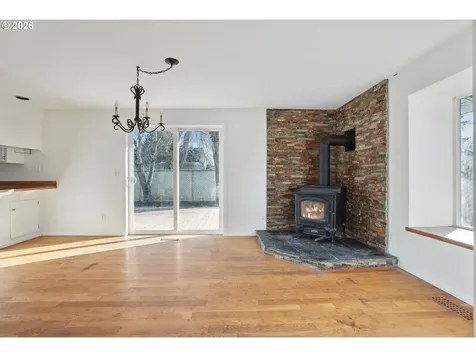 495 Angelee Court Lebanon OR 97355