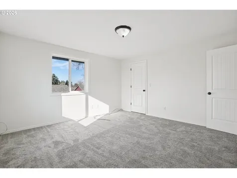 495 Angelee Court Lebanon OR 97355