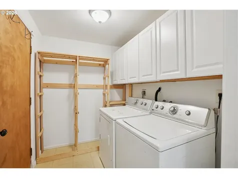 495 Angelee Court Lebanon OR 97355