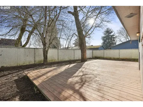 495 Angelee Court Lebanon OR 97355