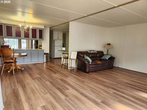 1413 Hawthorne Avenue Reedsport OR 97467