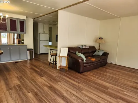 1413 Hawthorne Avenue Reedsport OR 97467