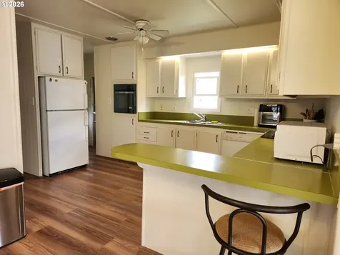 1413 Hawthorne Avenue Reedsport OR 97467