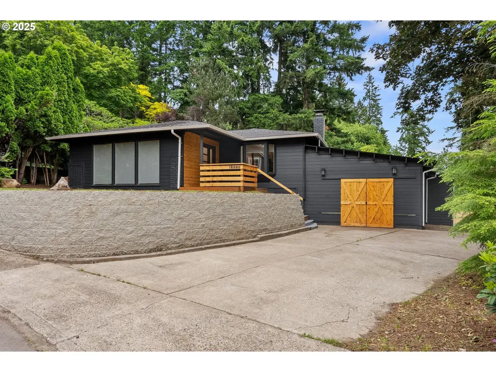 16880 Cortez Court Lake Oswego OR 97035