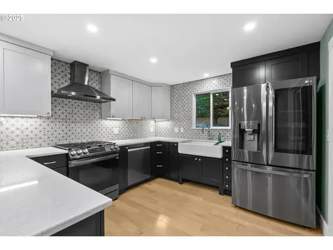 16880 Cortez Court Lake Oswego OR 97035