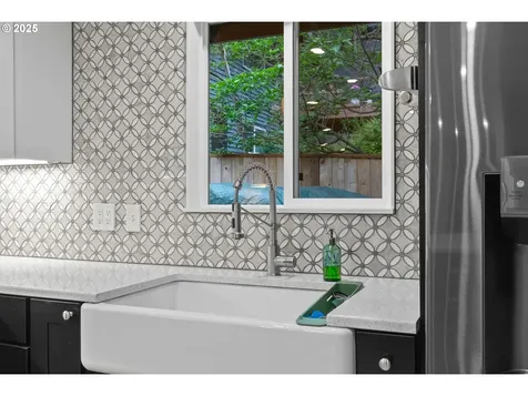 16880 Cortez Court Lake Oswego OR 97035