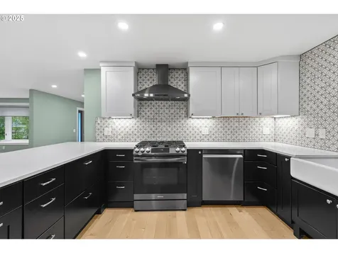 16880 Cortez Court Lake Oswego OR 97035