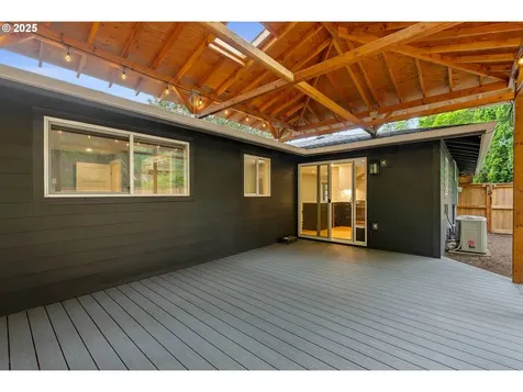 16880 Cortez Court Lake Oswego OR 97035