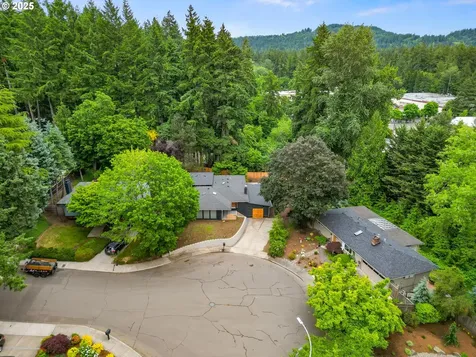 16880 Cortez Court Lake Oswego OR 97035