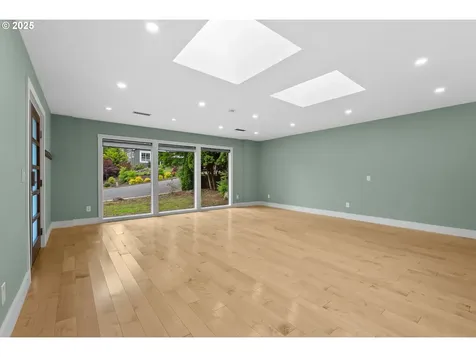 16880 Cortez Court Lake Oswego OR 97035