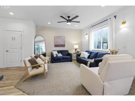 143 W Christy Court Yacolt WA 98675