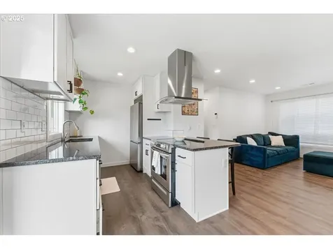 2239 SE 147th Avenue Portland OR 97233