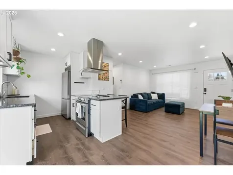 2239 SE 147th Avenue Portland OR 97233