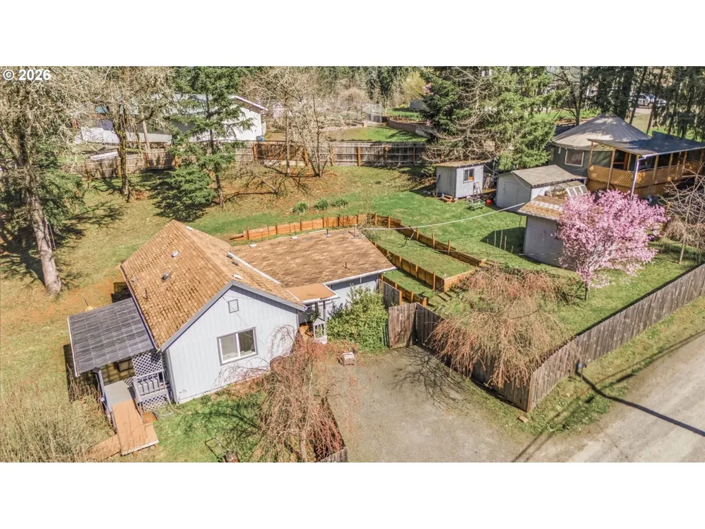 1375 Pleasant View Drive Cottage Grove OR 97424